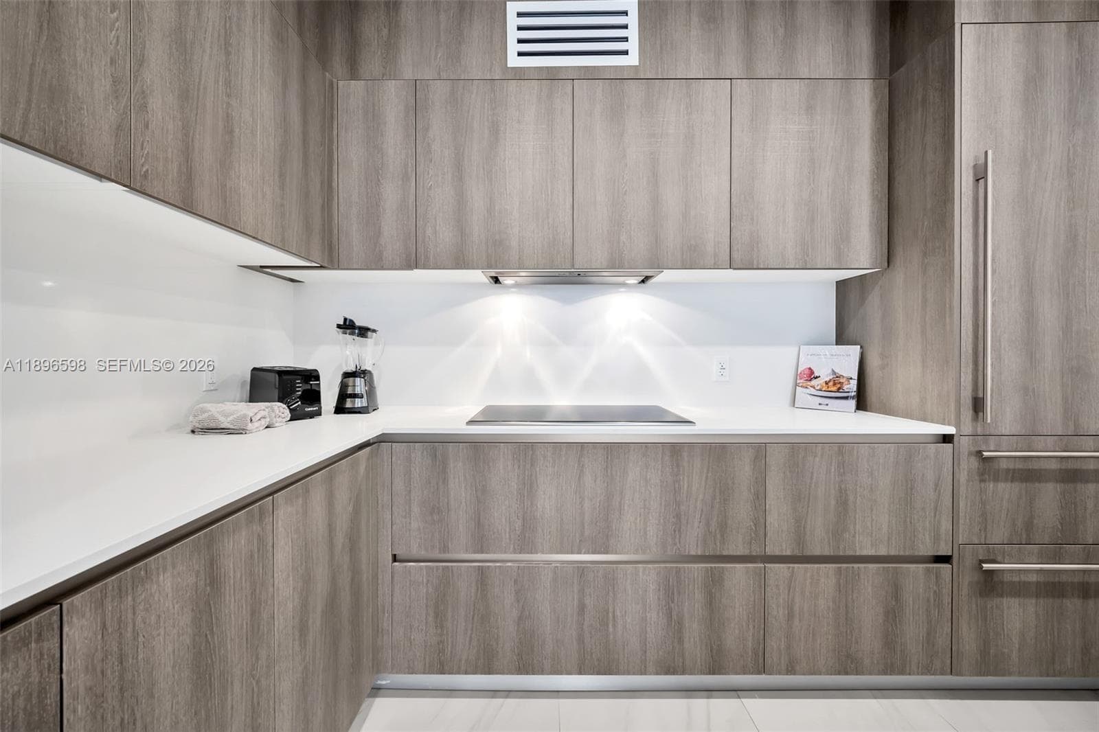 17550 Collins Ave 1003 photo 8