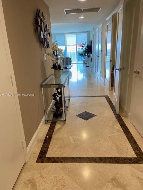 1850 S Ocean Dr 3308 photo 2