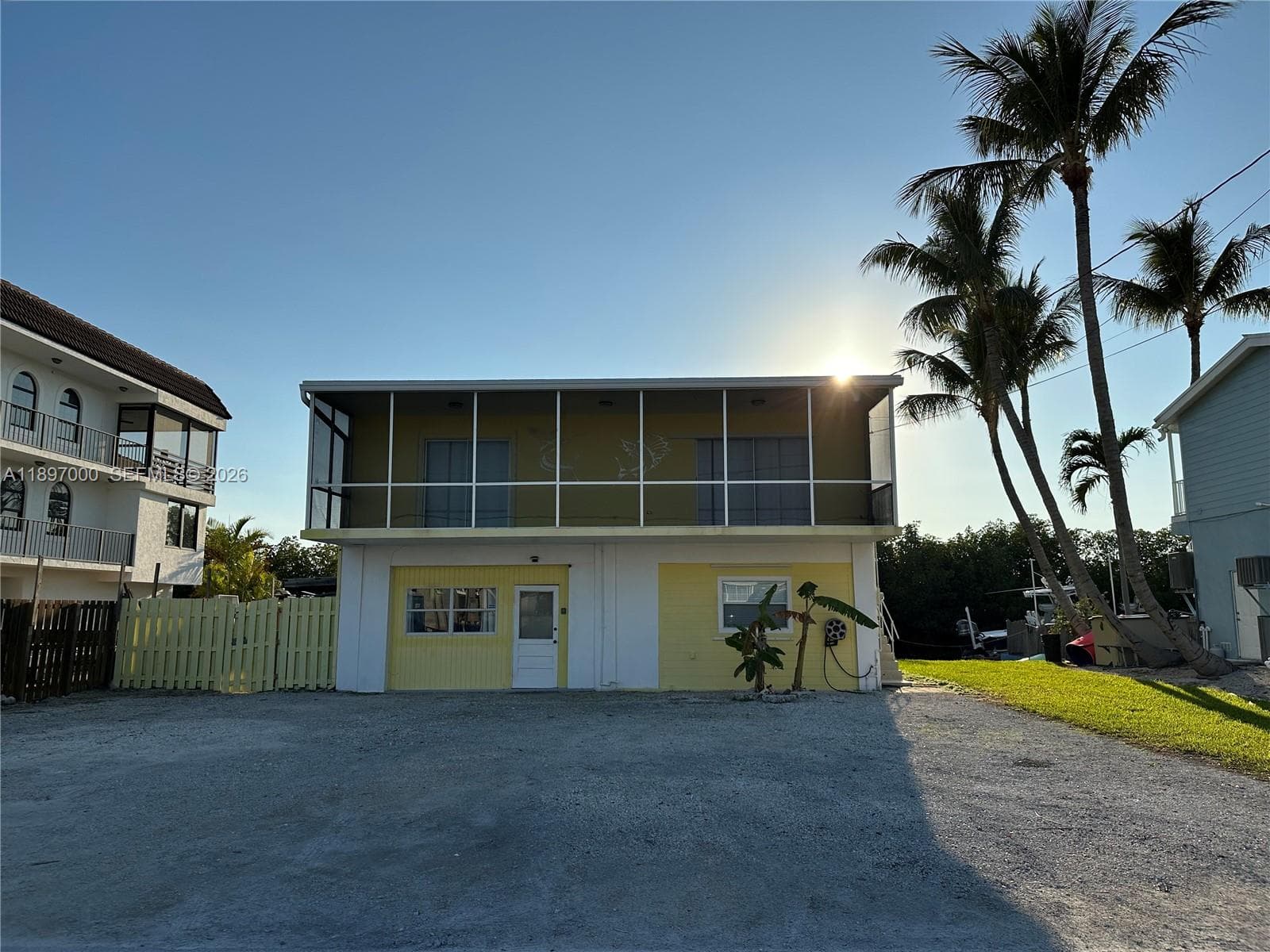 164 Venetian Dr photo 3