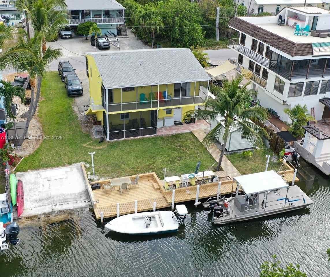 164 Venetian Dr photo 1