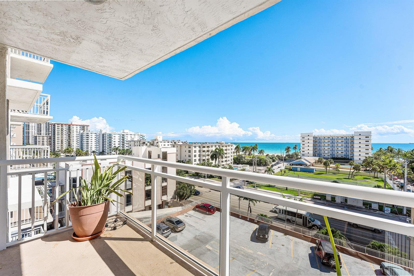1600 S Ocean Drive 7h photo 1