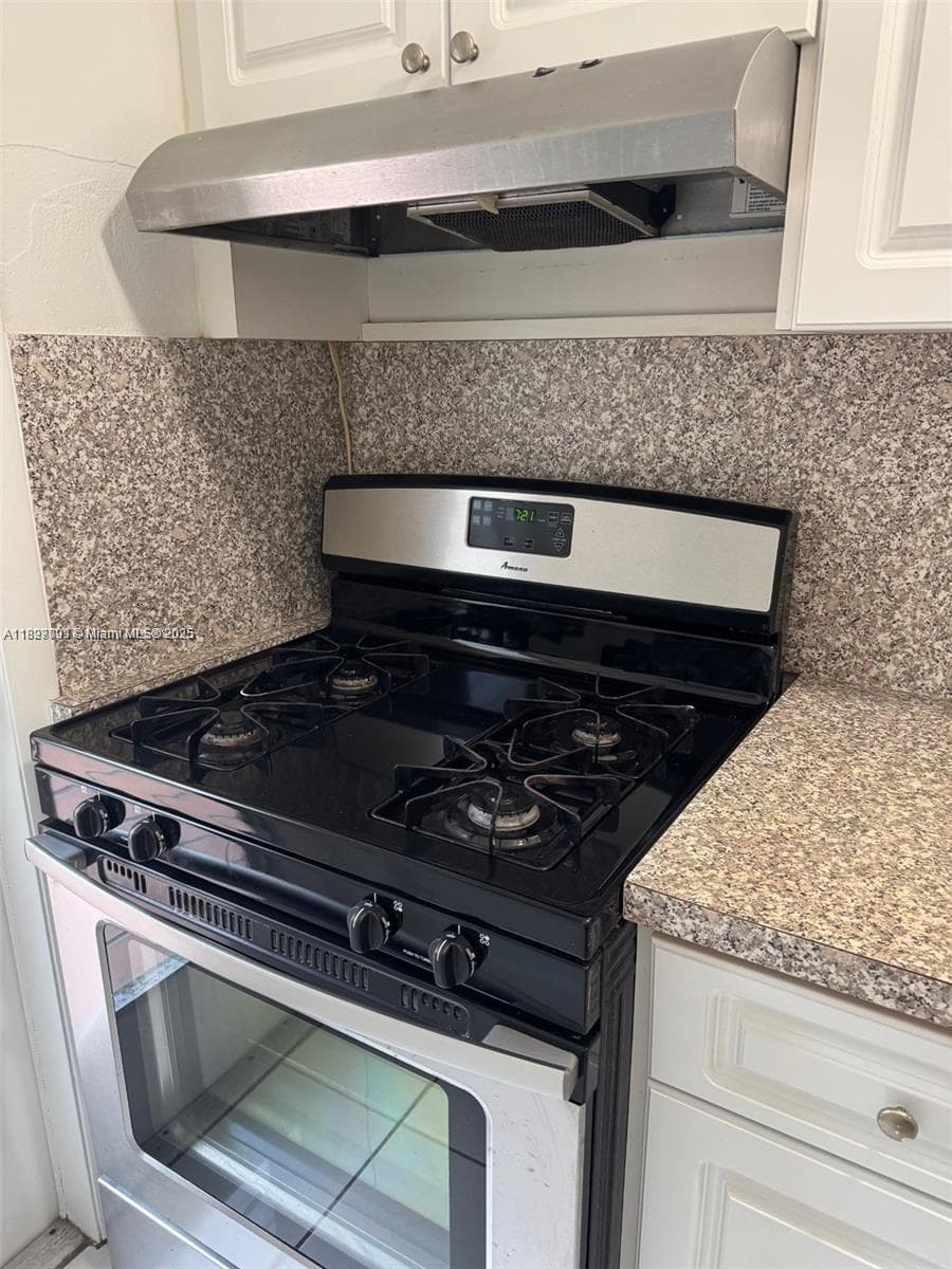 8040 Tatum Waterway Dr 3 photo 9