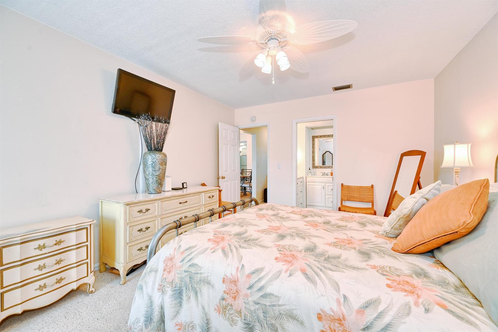 120 Wettaw Lane 210 photo 14