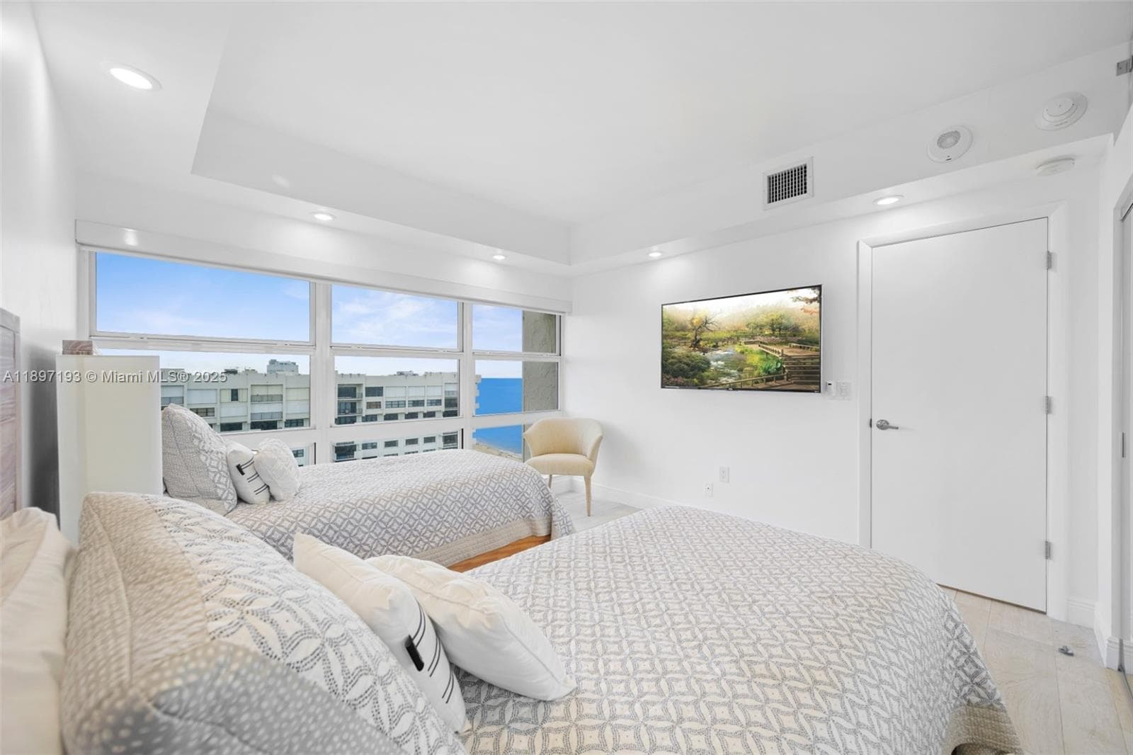 5000 N Ocean Blvd 1710 photo 20