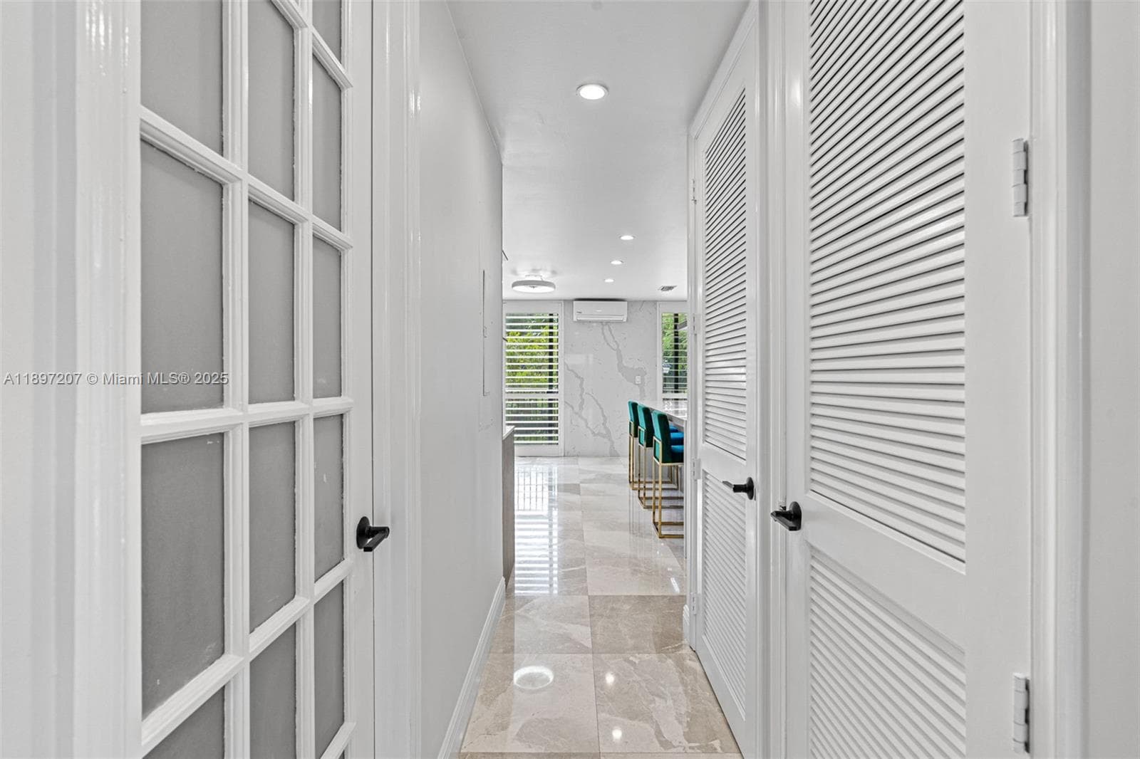 6124 Paradise Point Dr 6124 photo 24