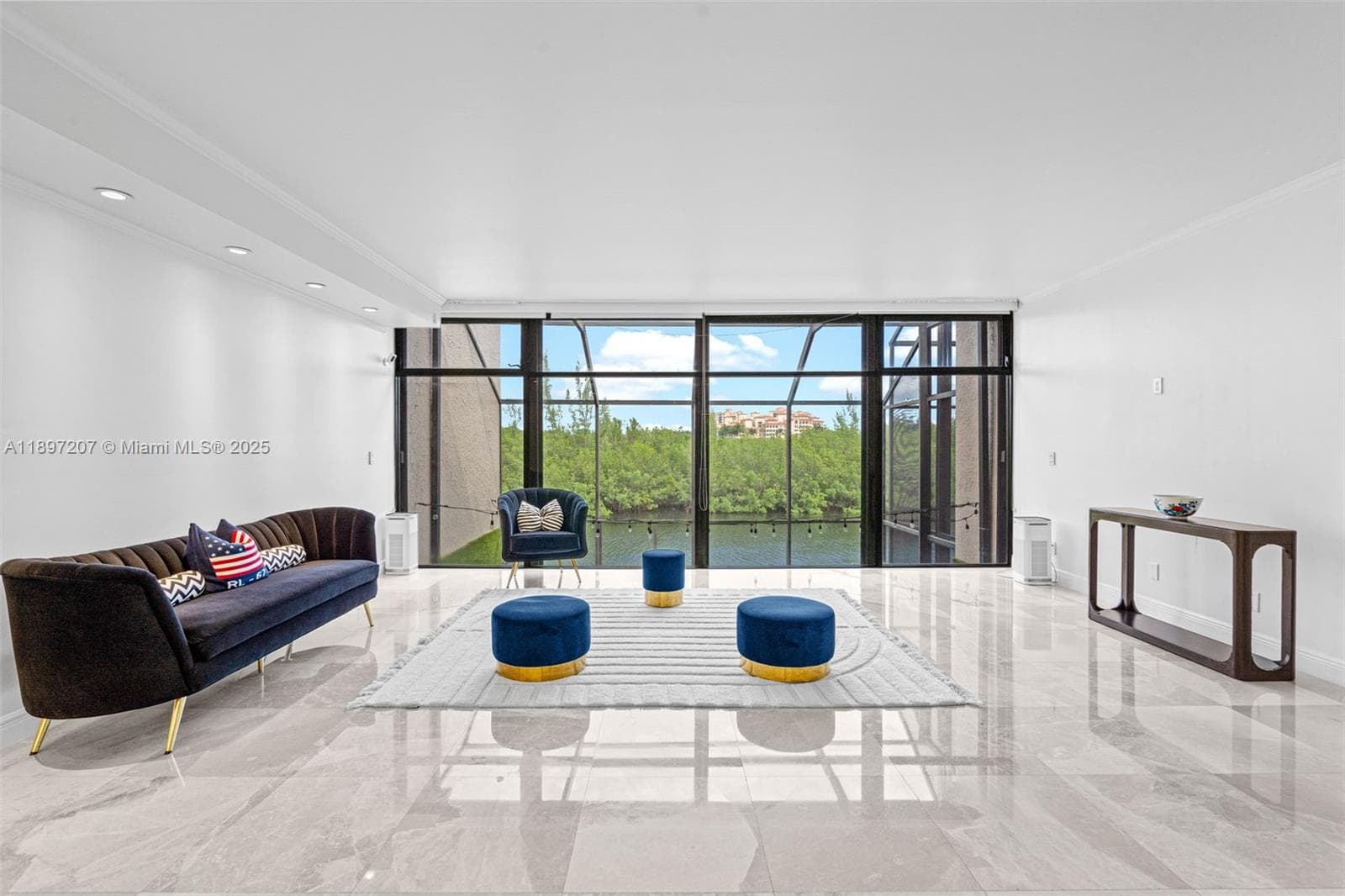 6124 Paradise Point Dr 6124 photo 18