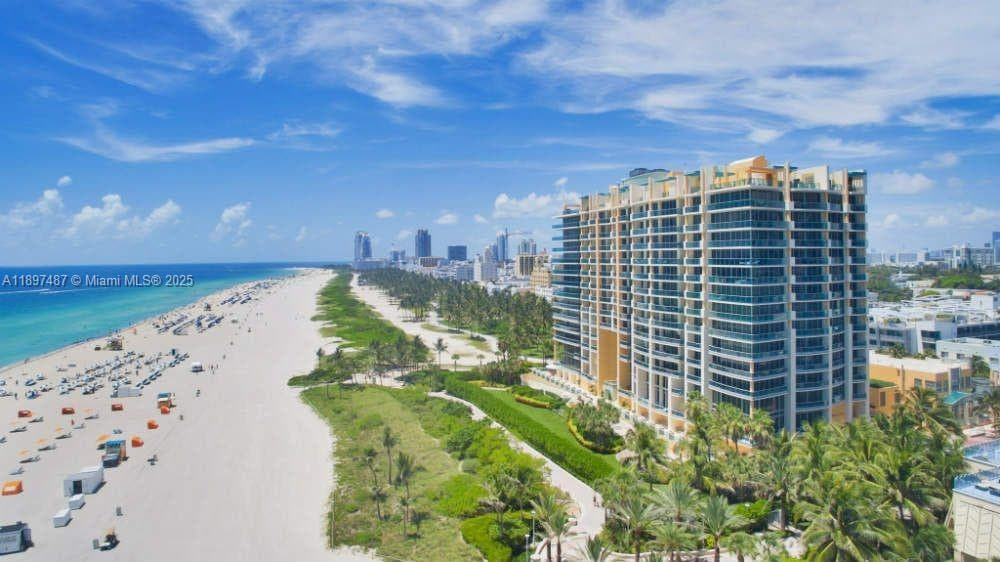 1455 Ocean Dr 1003 photo 2