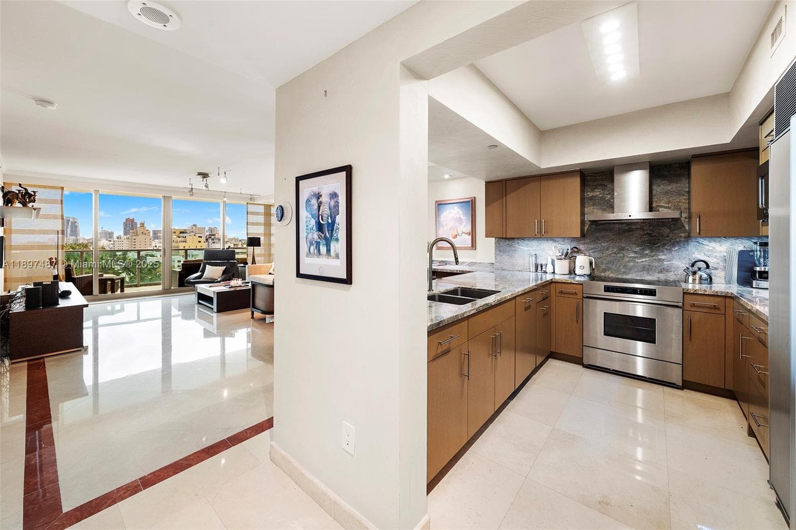 1455 Ocean Dr 1003 photo 15