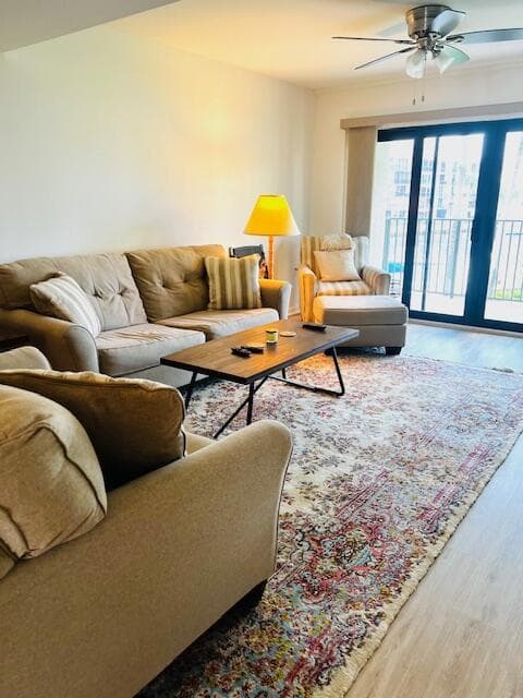 1201 Seafarer Circle 204 photo 7