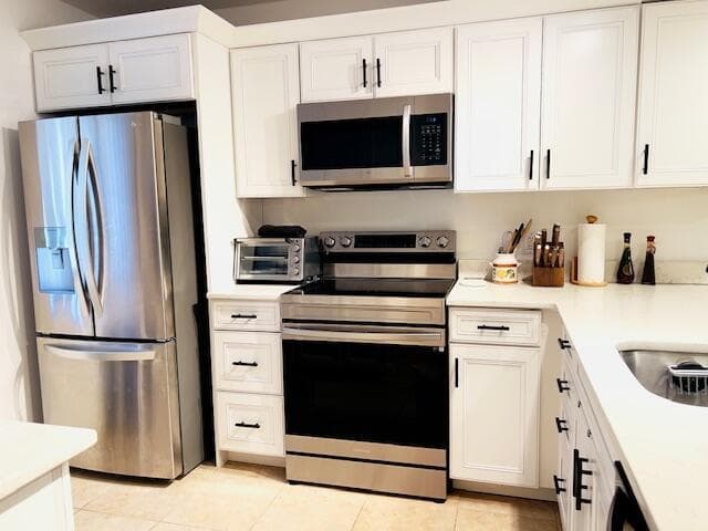 1201 Seafarer Circle 204 photo 3
