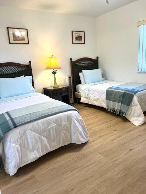1201 Seafarer Circle 204 photo 14