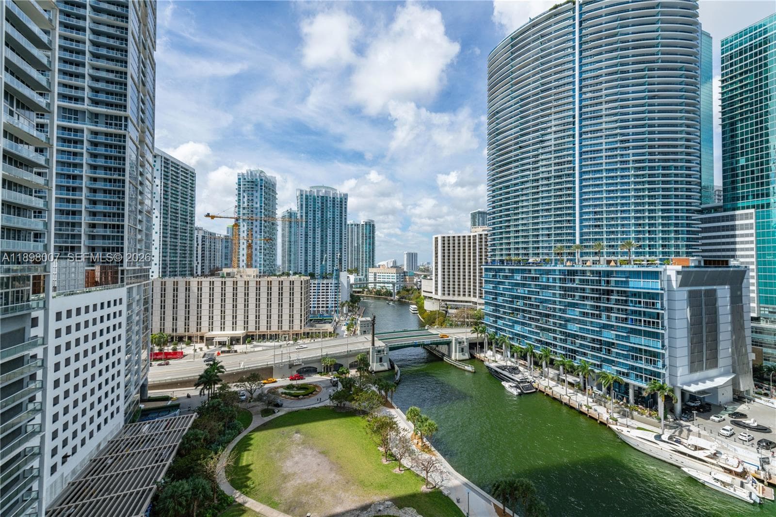 465 Brickell Ave 1602 photo 12