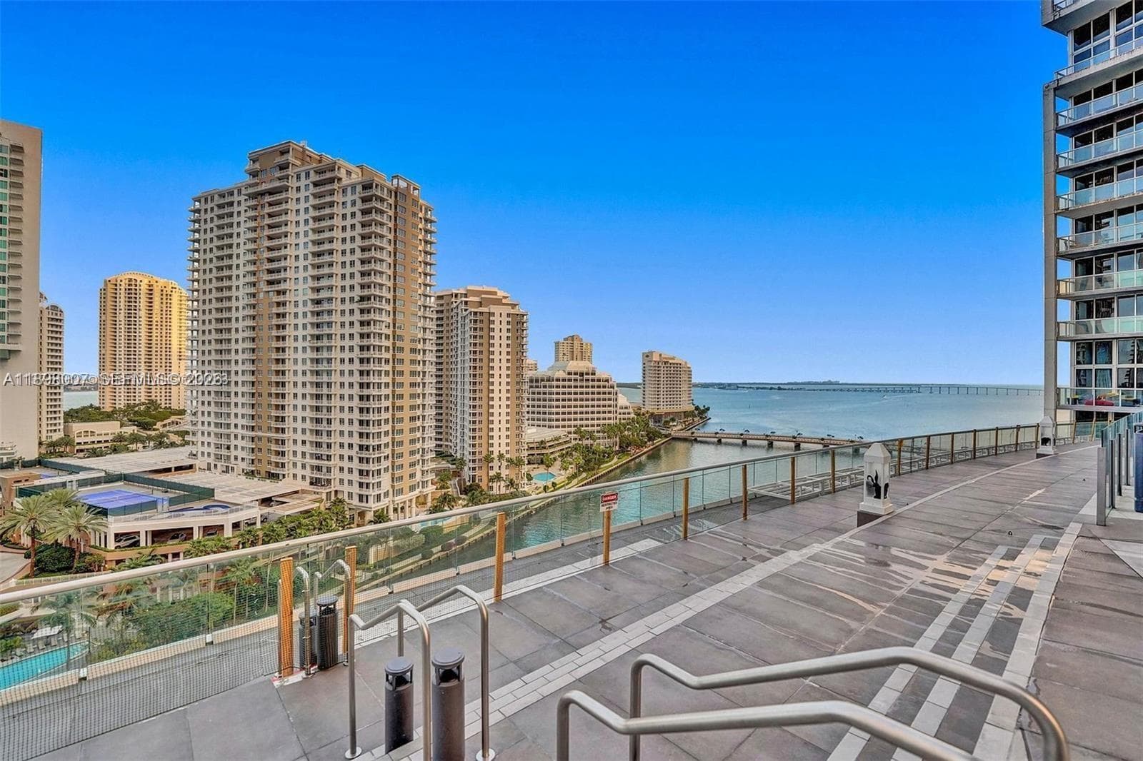 465 Brickell Ave 1602 photo 18