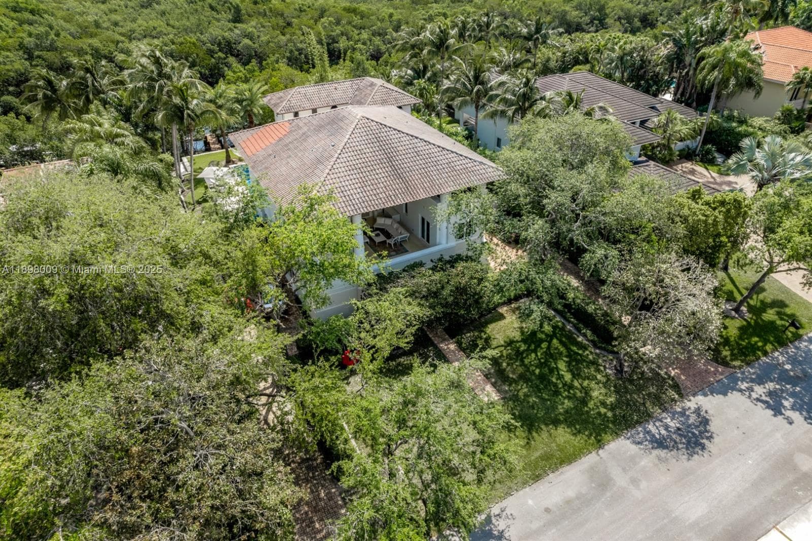 112 Paloma Dr photo 21