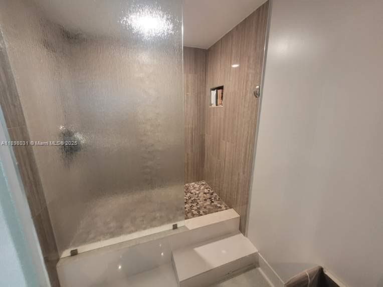 18071 Biscayne Blvd 1801 photo 7