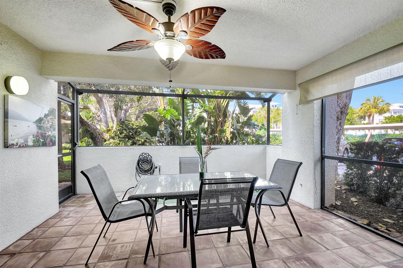 318 Oak Harbour Drive 318 photo 12