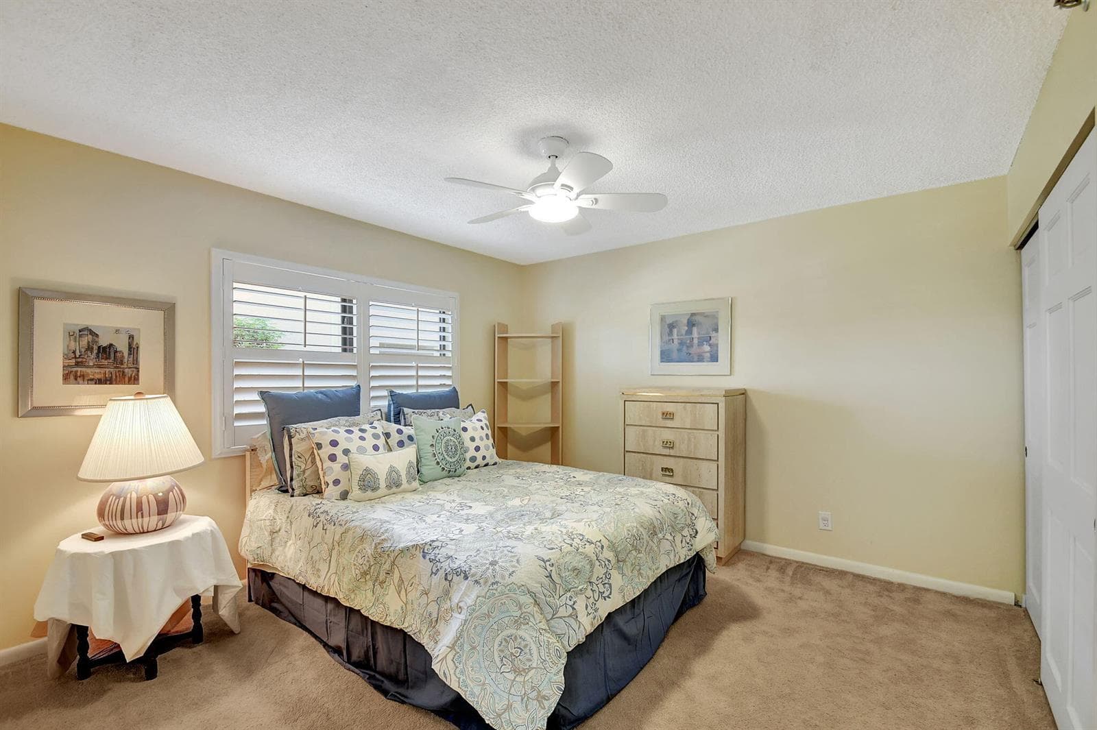 318 Oak Harbour Drive 318 photo 19