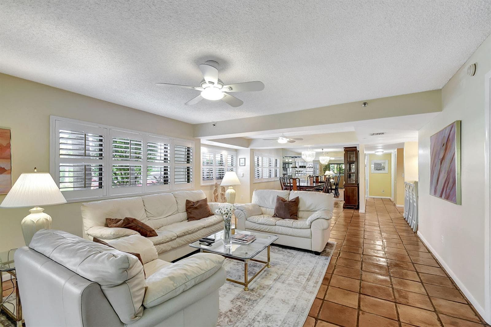 318 Oak Harbour Drive 318 photo 4