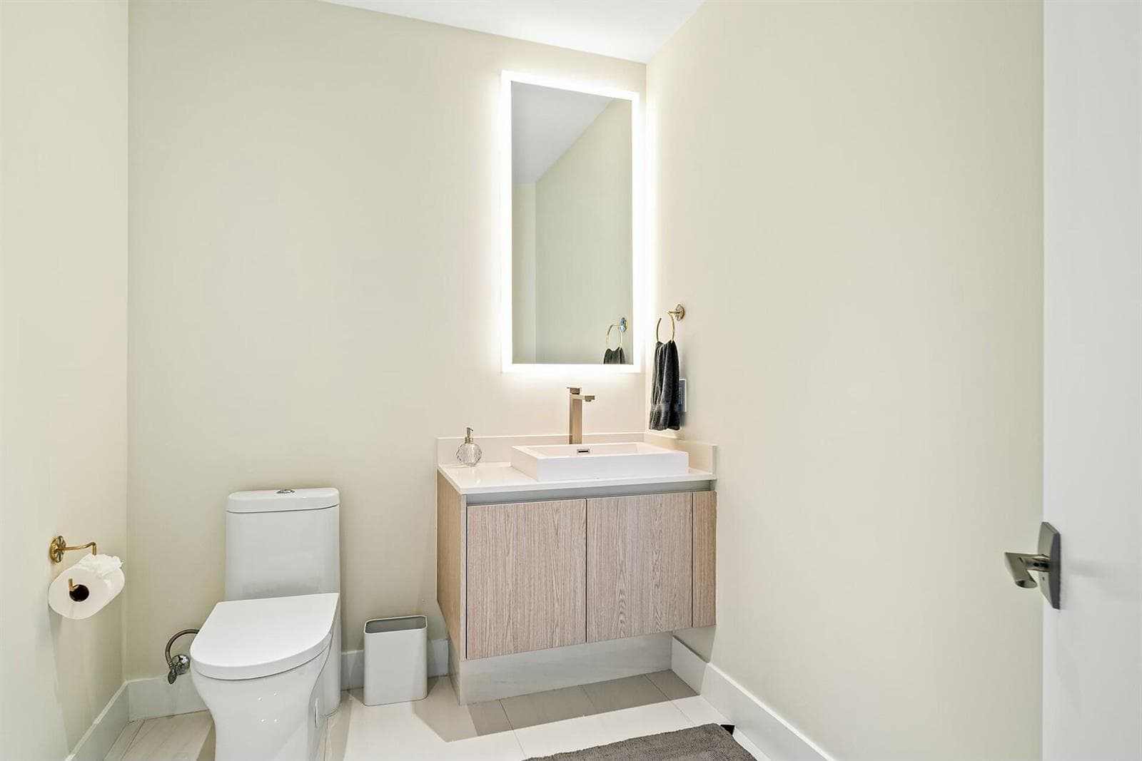 3100 N Ocean Drive H-1409 photo 15