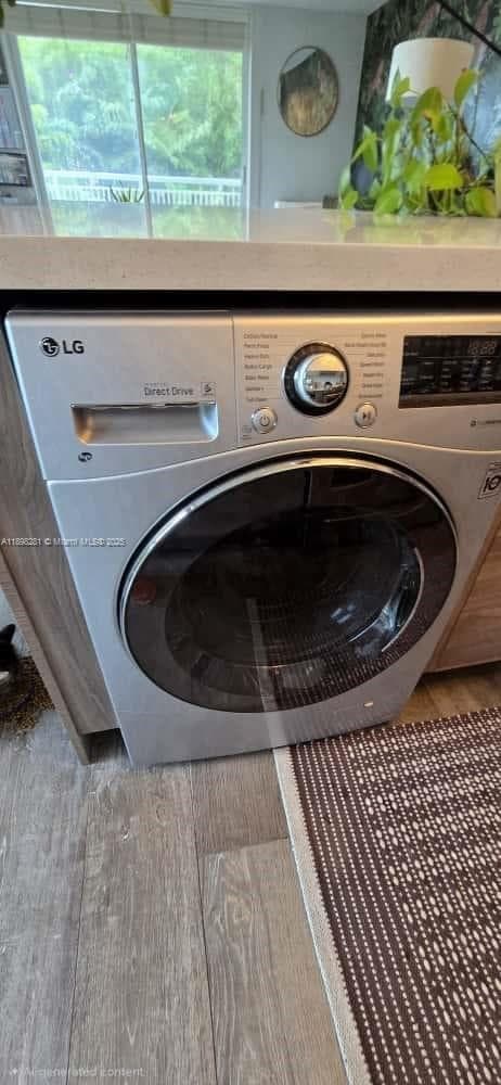 1688 West Ave 209 photo 6