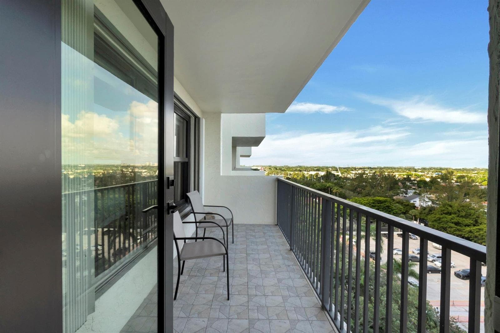 3200 Port Royale Drive 1109 photo 24