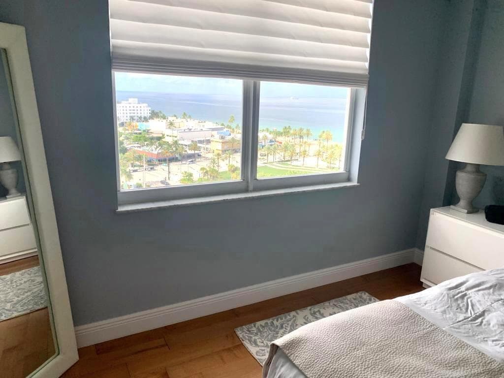 1 Las Olas Circle 1415 photo 16