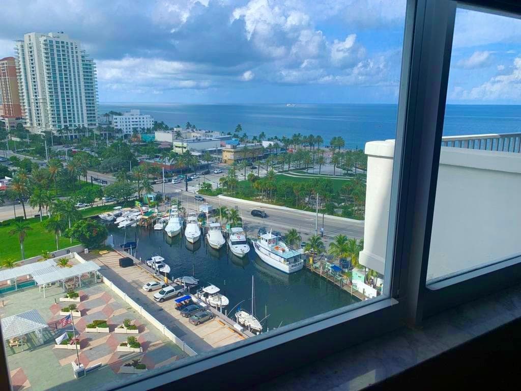 1 Las Olas Circle 1415 photo 7