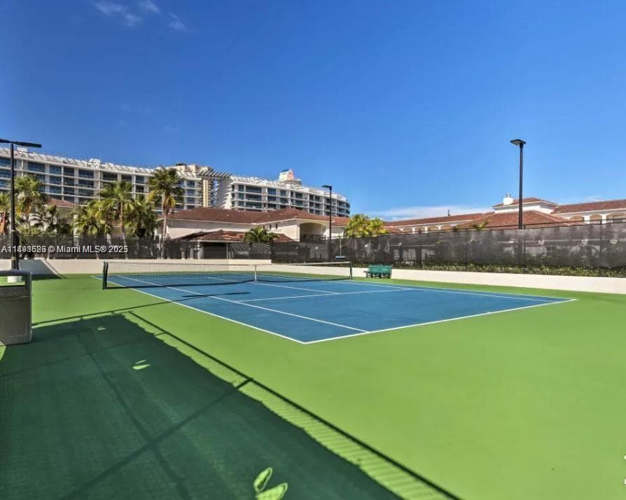 3135 184th St 2103 photo 9