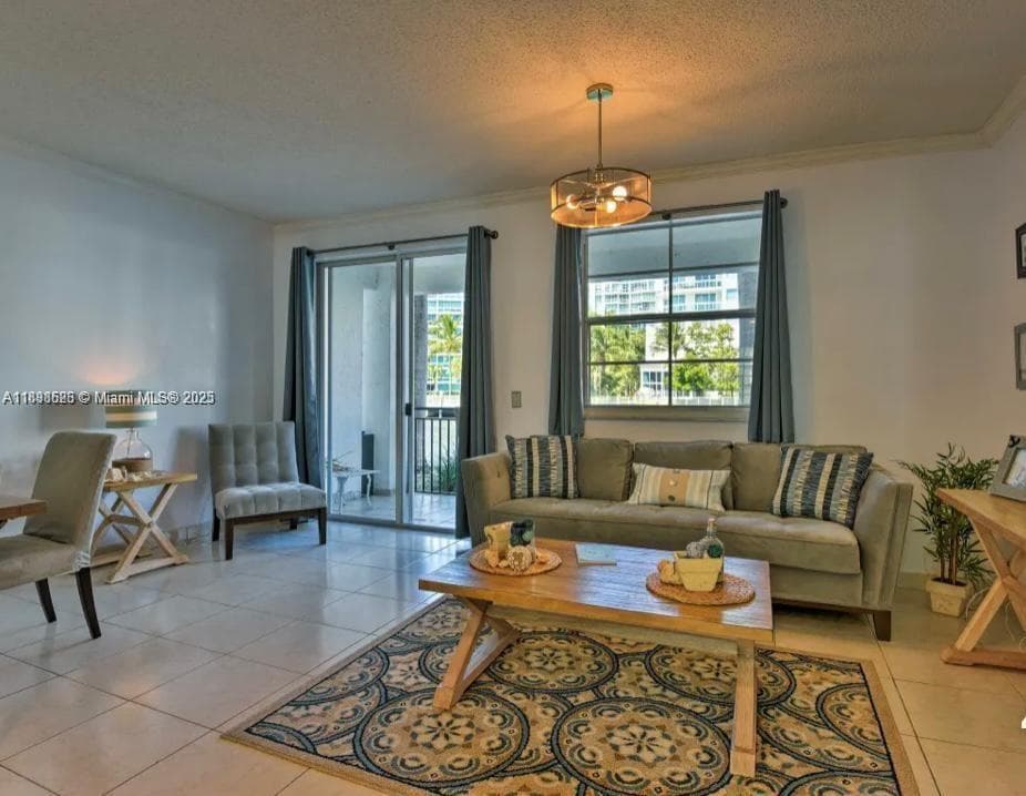 3135 184th St 2103 photo 15