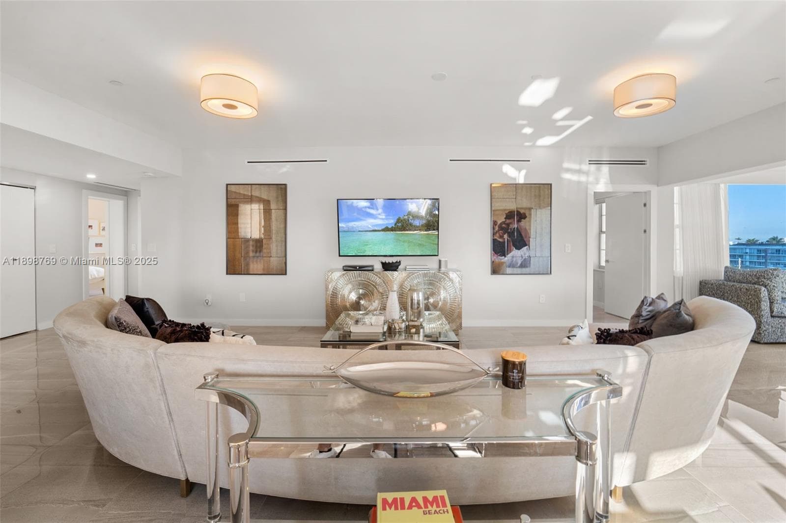 16 Island Ave 7C photo 2