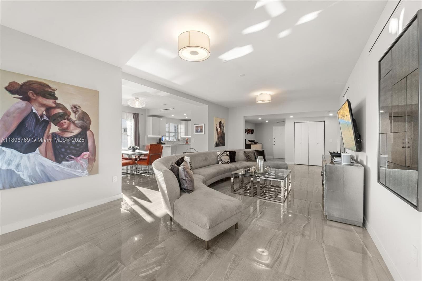 16 Island Ave 7C photo 3