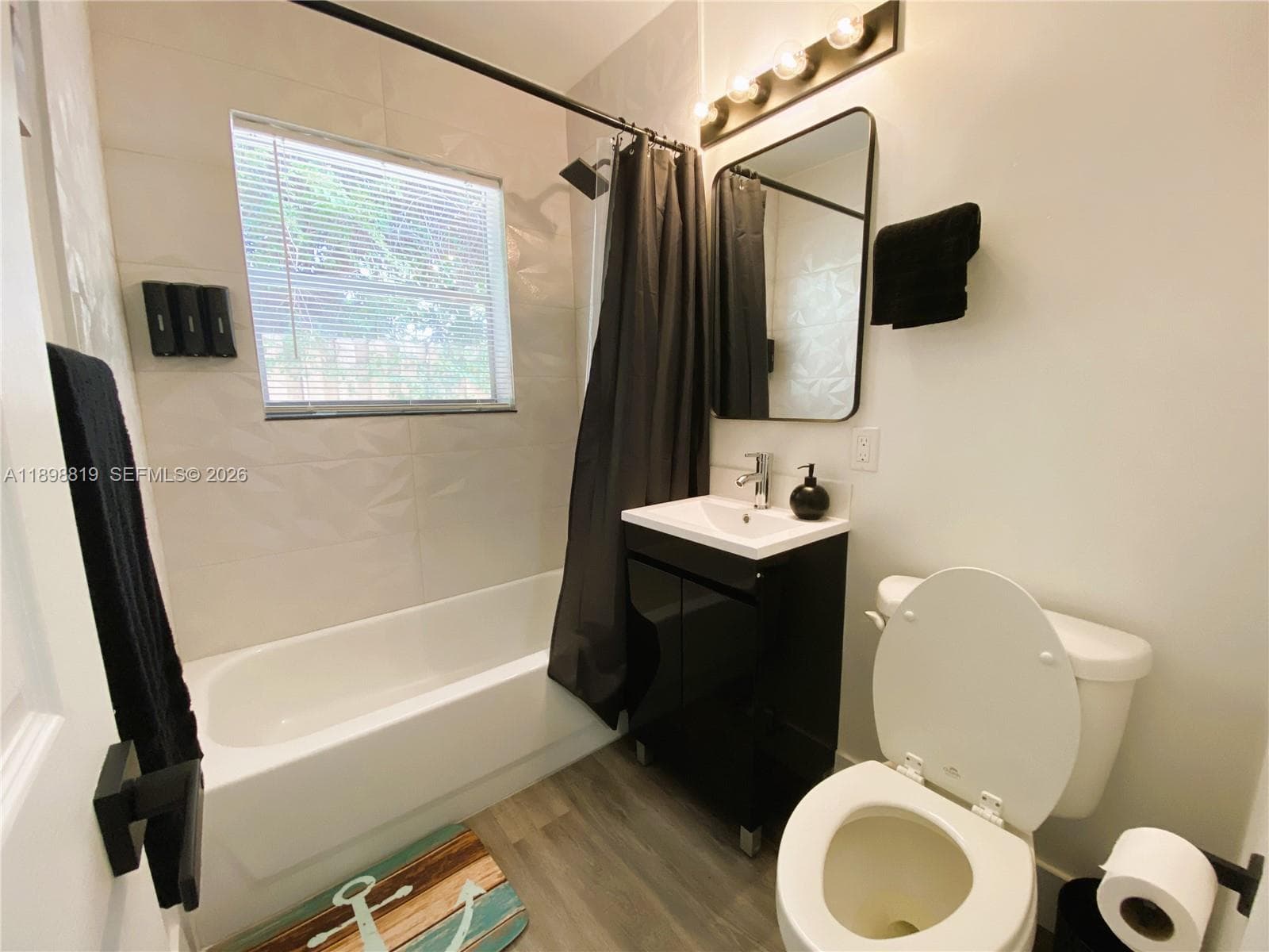 3208 Canal Dr 4 photo 8