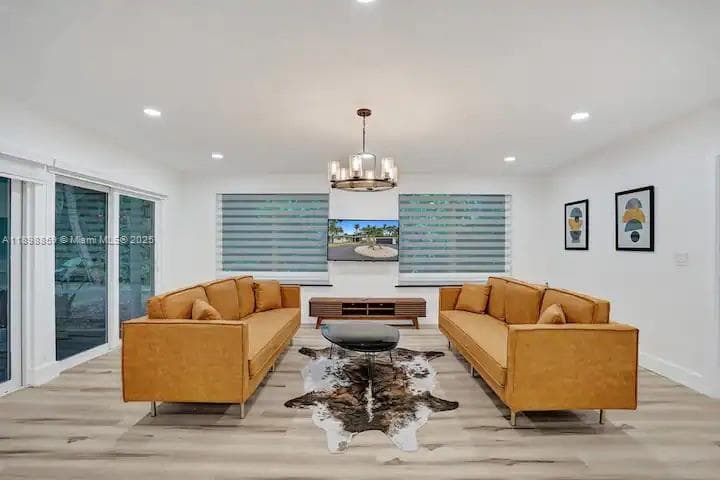 2100 SW 28th Way photo 14