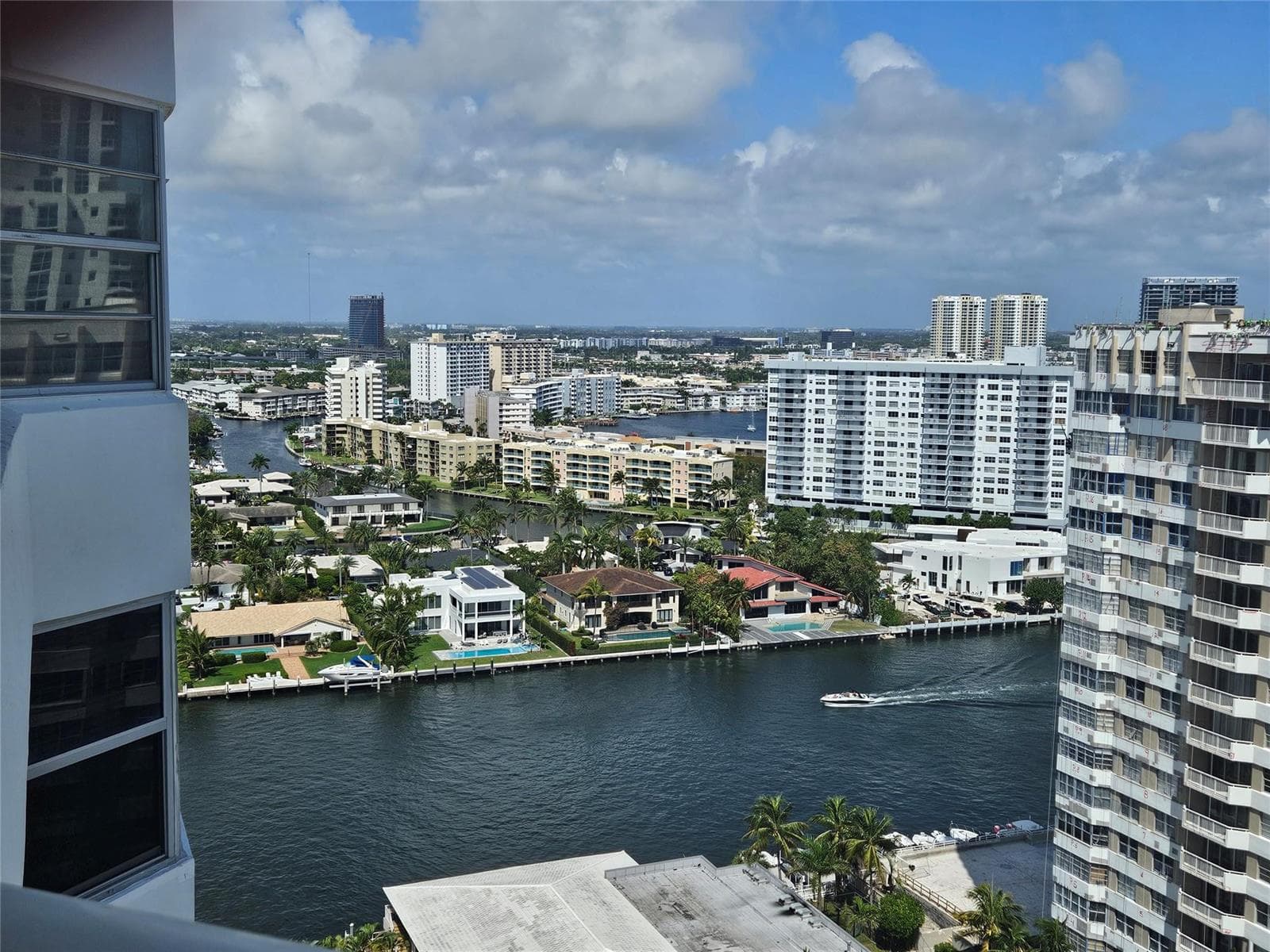 1985 S Ocean Drive 20d photo 4