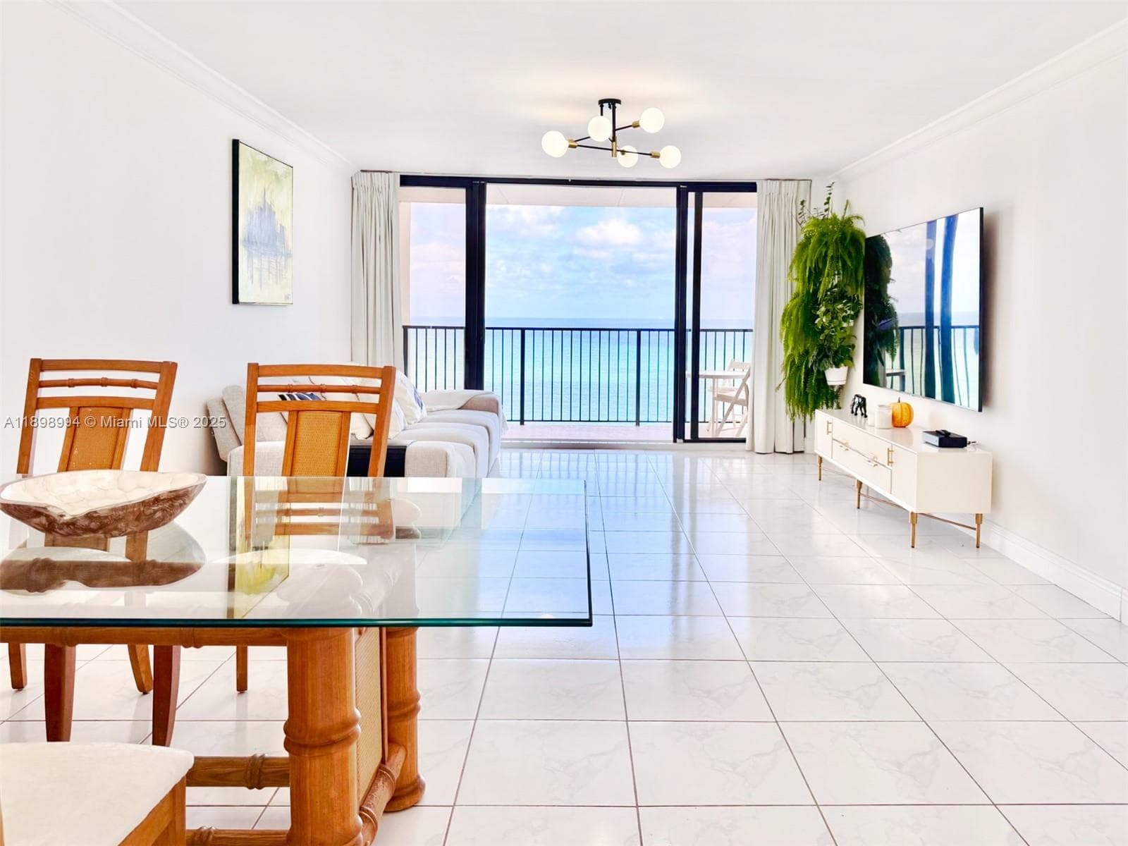 2101 S Ocean Dr 1402 photo 5