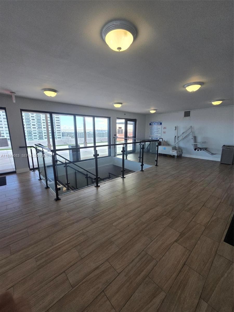 4020 Galt Ocean Dr 203 photo 23
