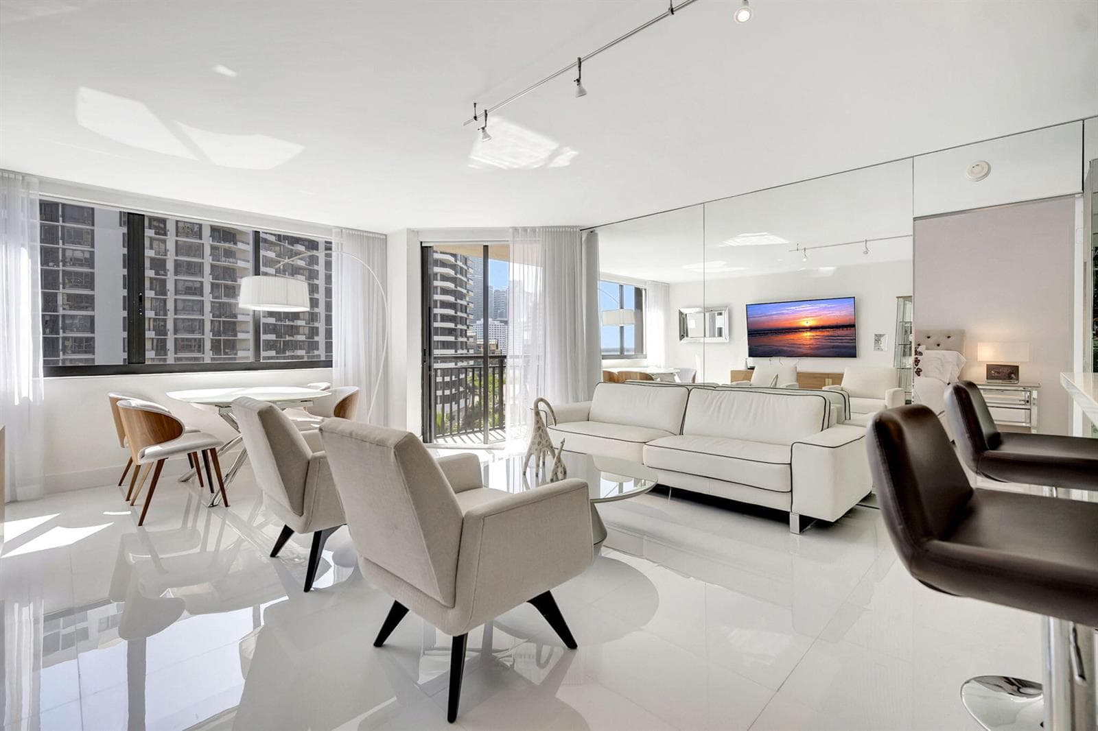 540 Brickell Key Drive 919 photo 6