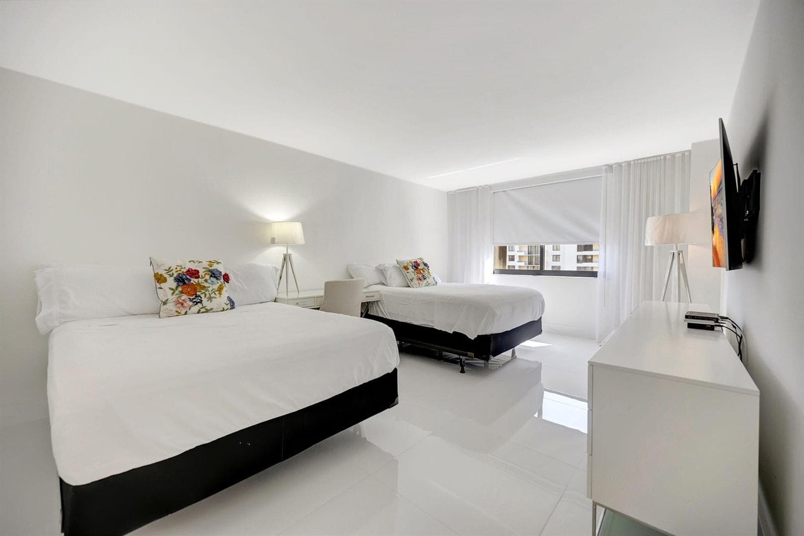 540 Brickell Key Drive 919 photo 13