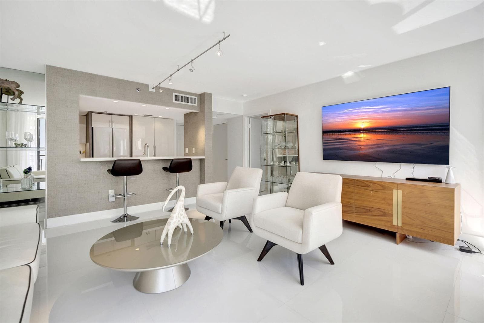 540 Brickell Key Drive 919 photo 9