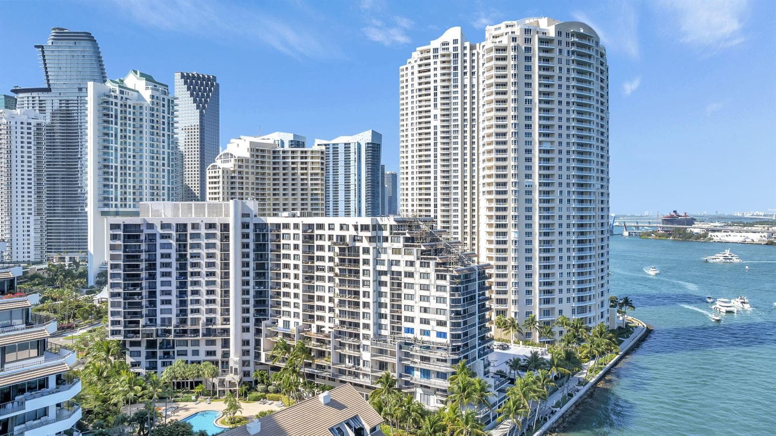 540 Brickell Key Drive 919 photo 24