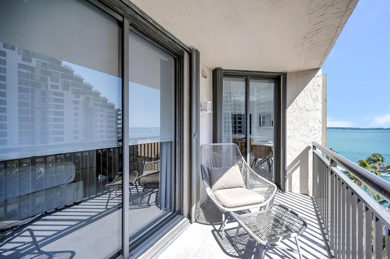 540 Brickell Key Drive 919 photo 18