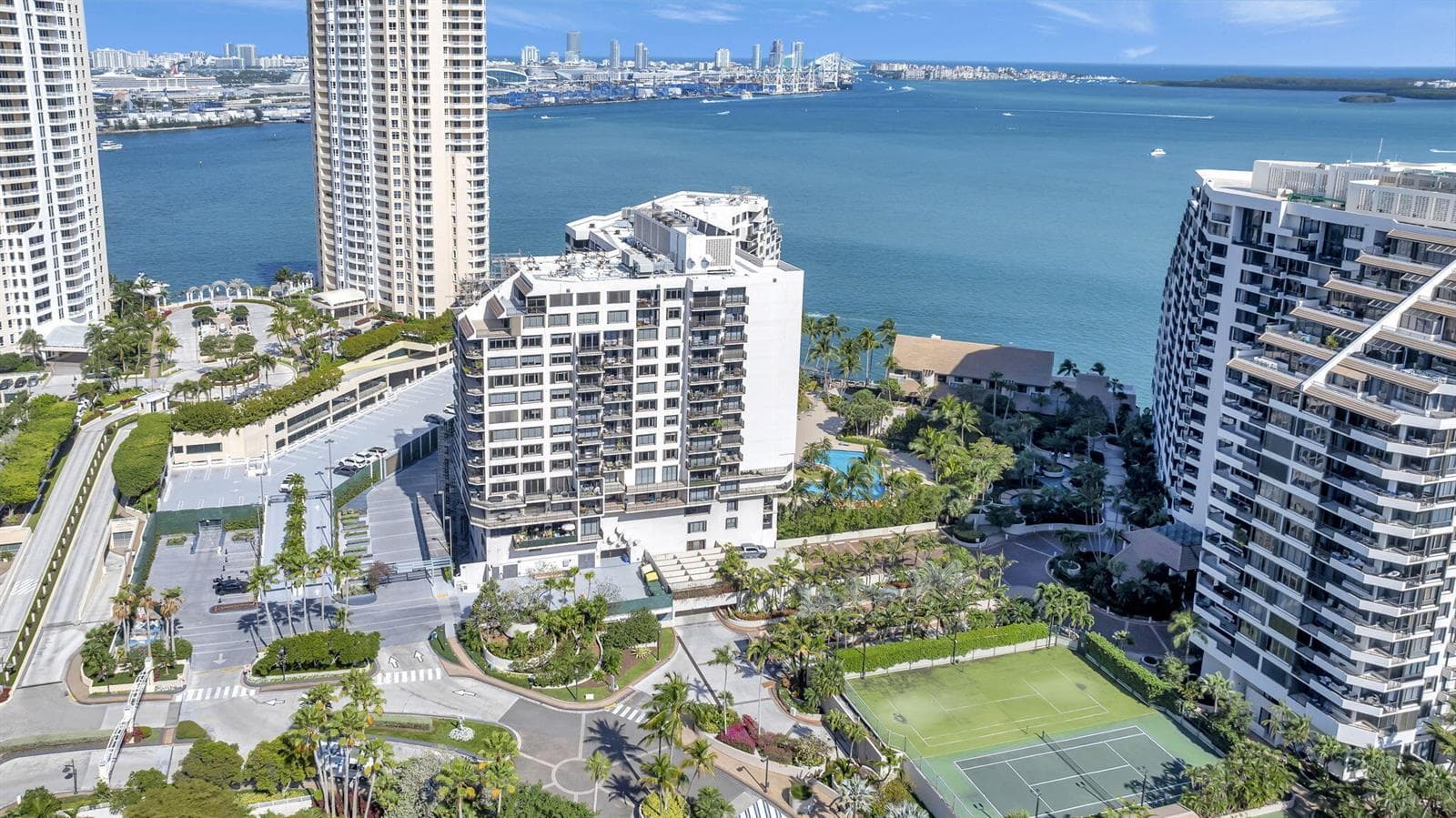 540 Brickell Key Drive 919 photo 21