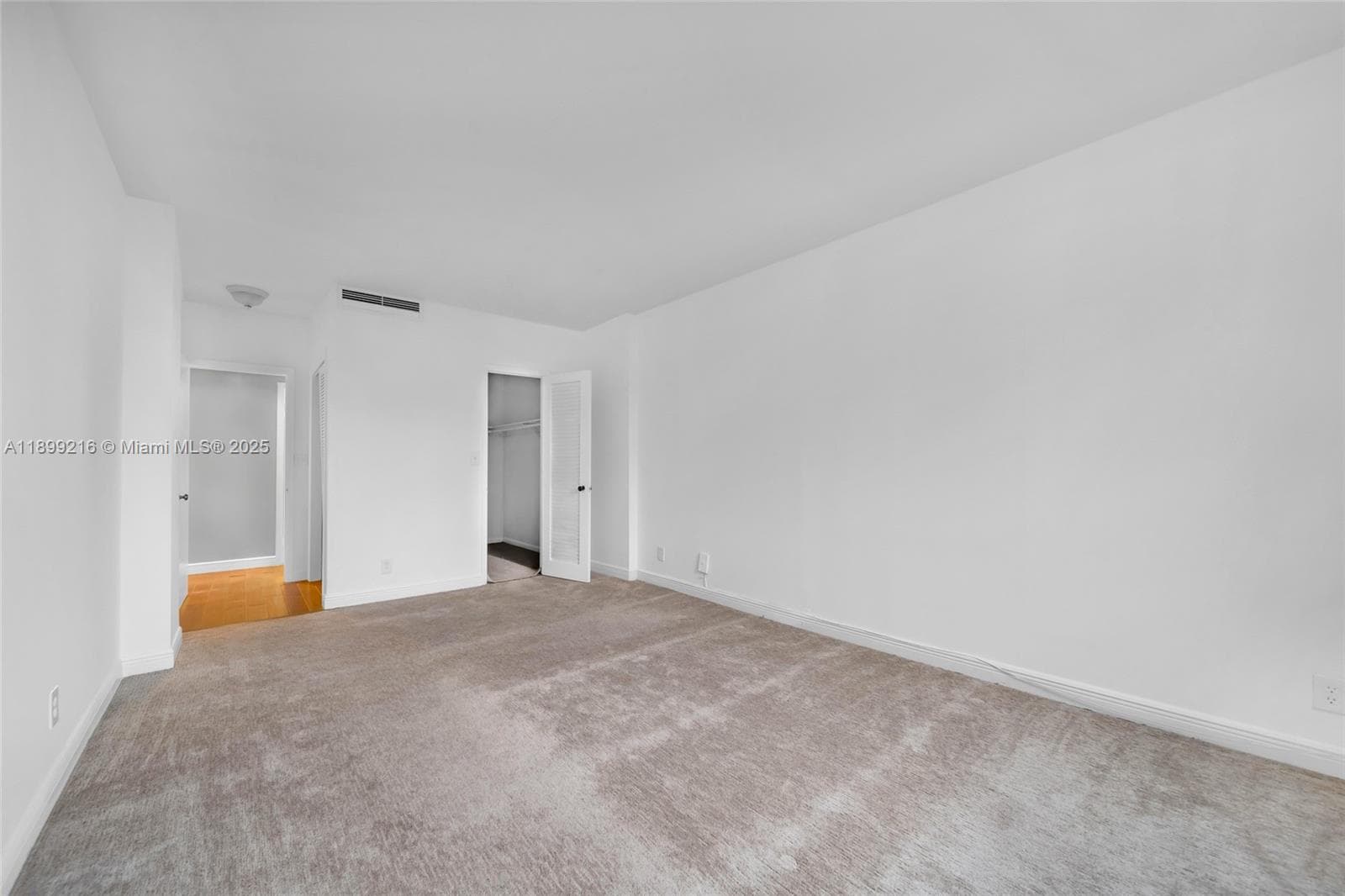 1455 N Treasure Dr 3K photo 19