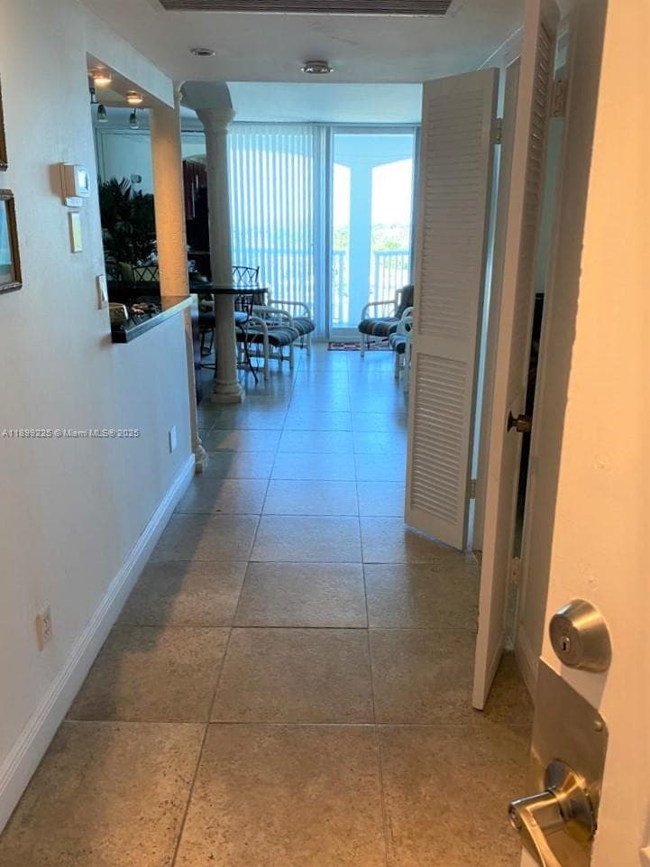 5401 Collins Ave 729 photo 17