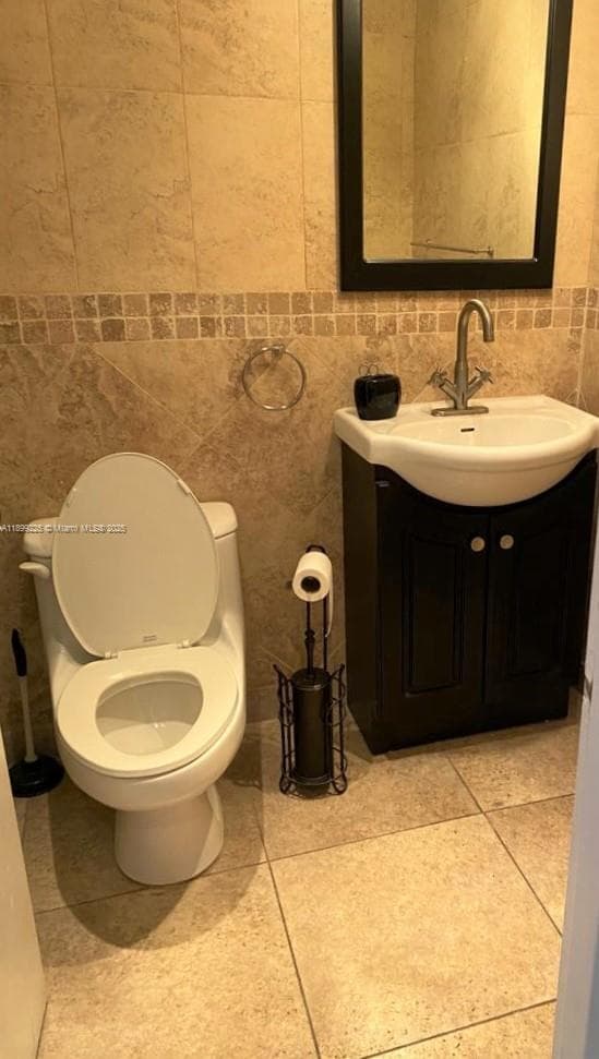 5401 Collins Ave 729 photo 22