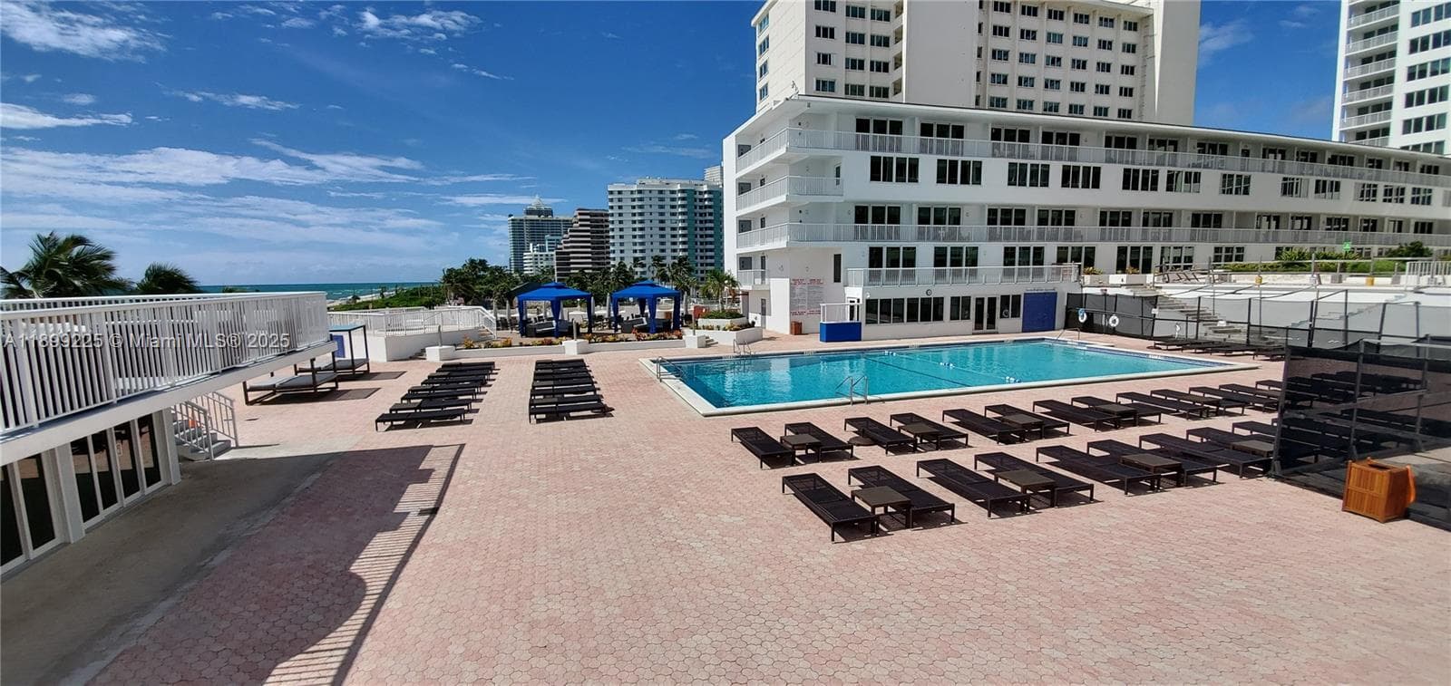 5401 Collins Ave 729 photo 11