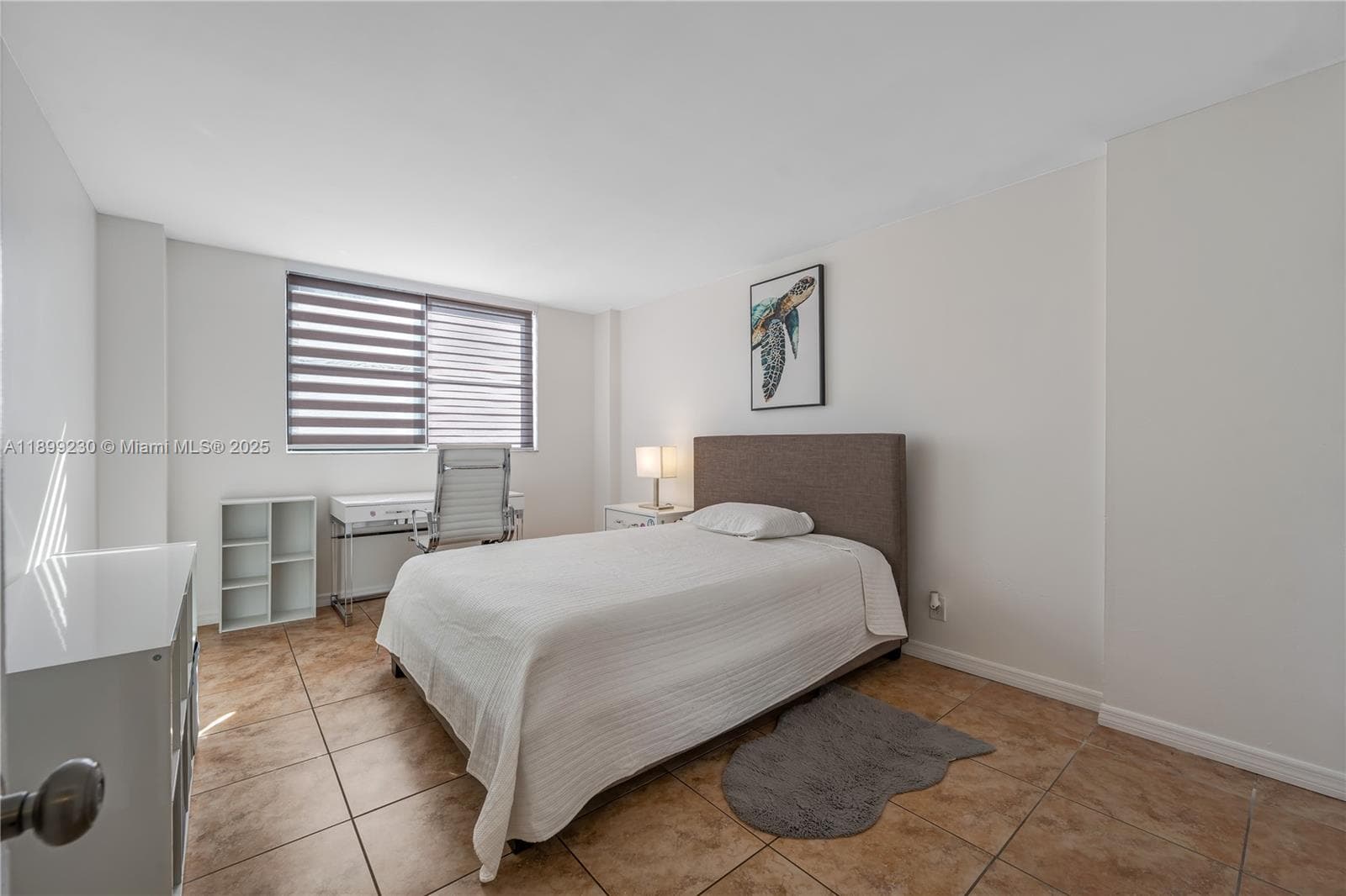 290 174th St 511 photo 13