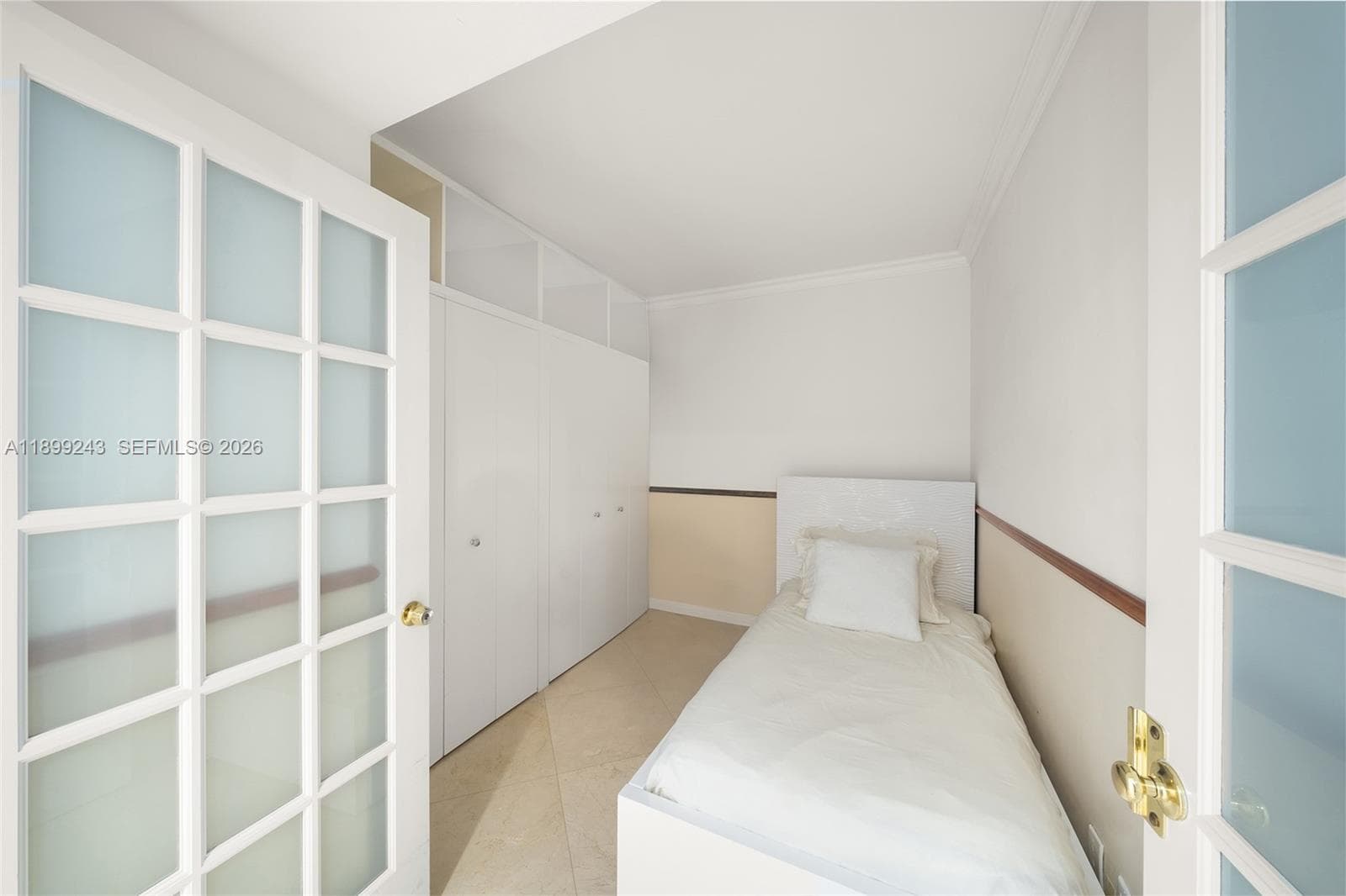 4775 Collins Ave 1708 photo 24