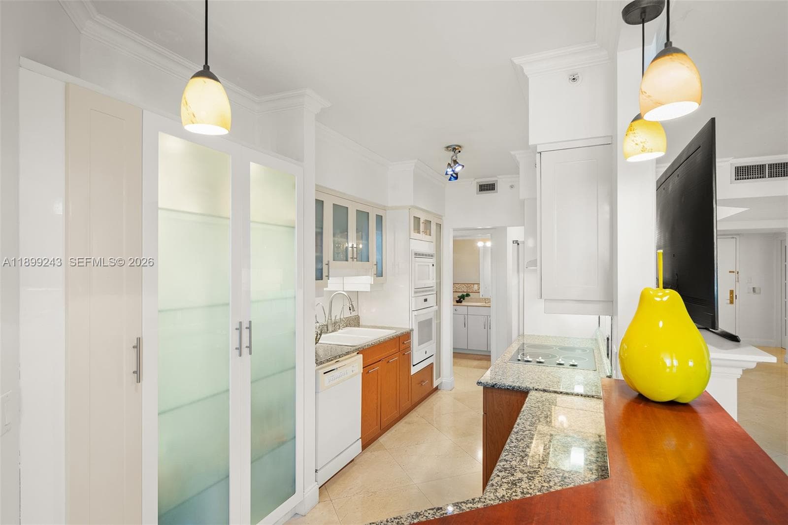 4775 Collins Ave 1708 photo 11