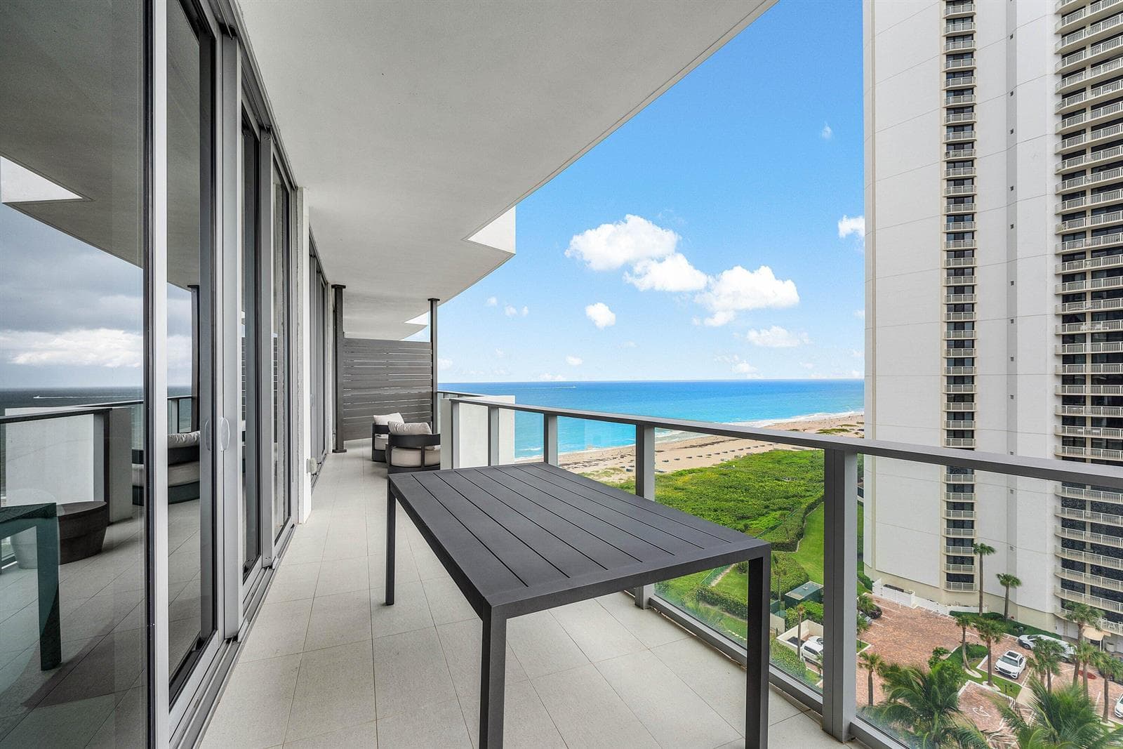 3100 N Ocean Drive H1107 photo 24